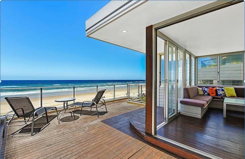 Beachfront Beauty! 골드코스트 외부 사진