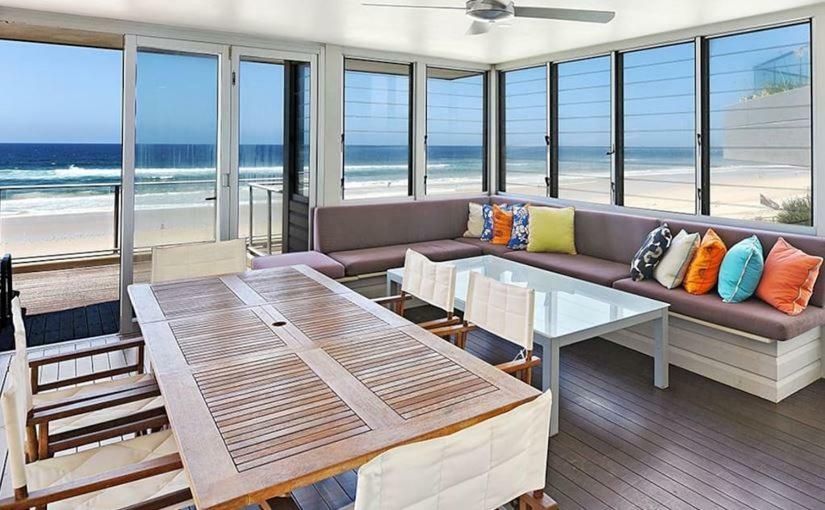 Beachfront Beauty! 골드코스트 외부 사진