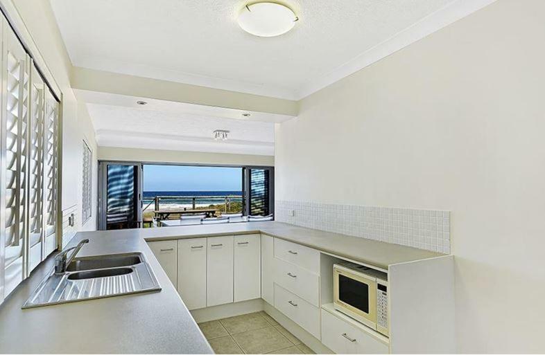 Beachfront Beauty! 골드코스트 외부 사진