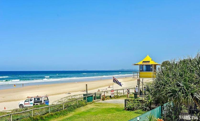 Beachfront Beauty! 골드코스트 외부 사진